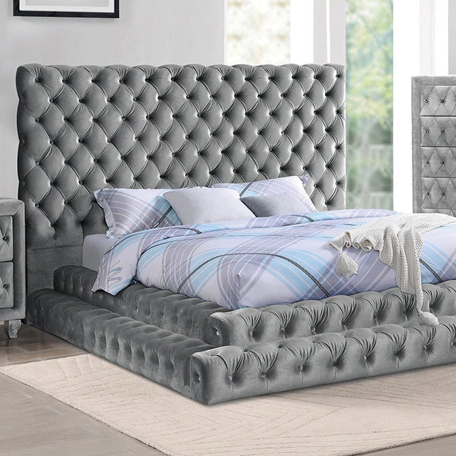 Stefania Queen Bed