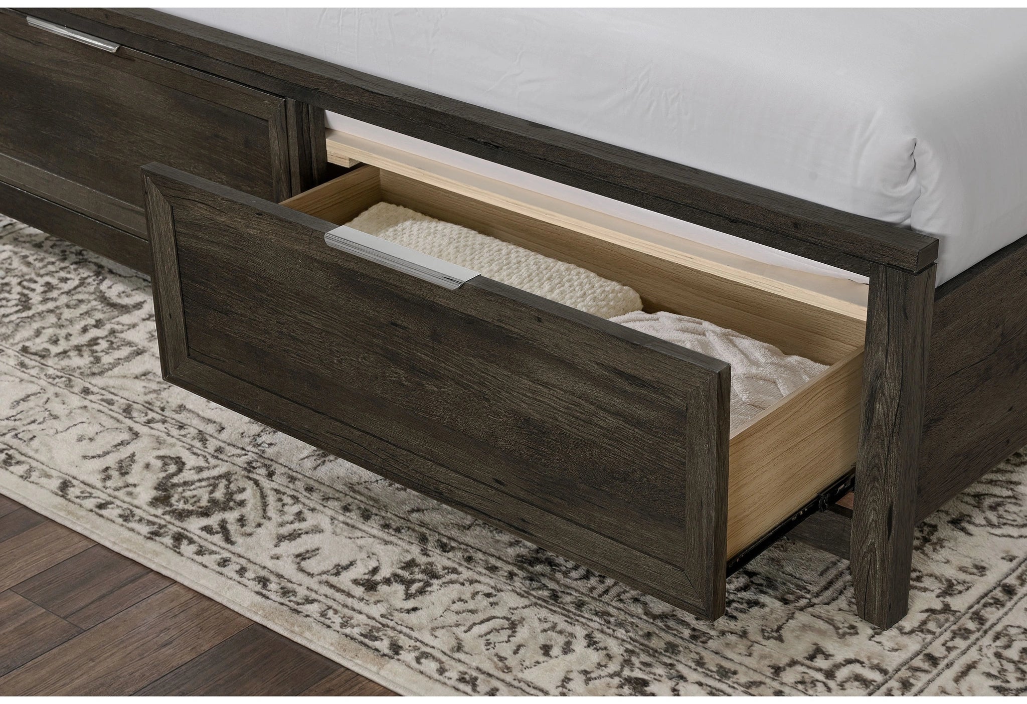 Mariah Bed