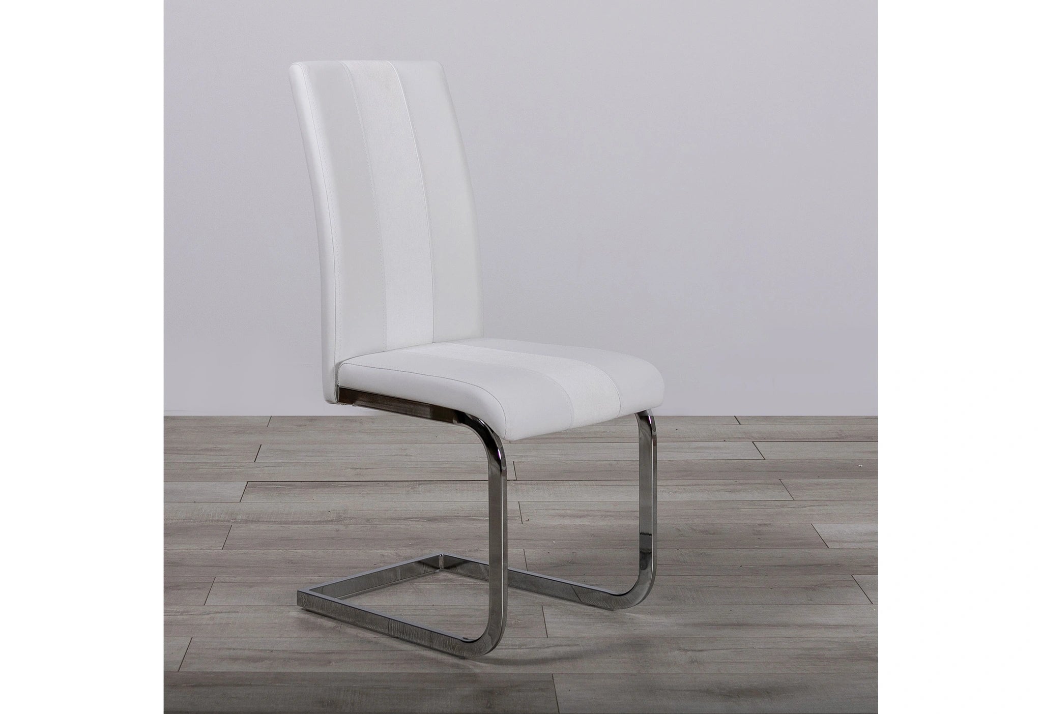 D915 Dining Chair