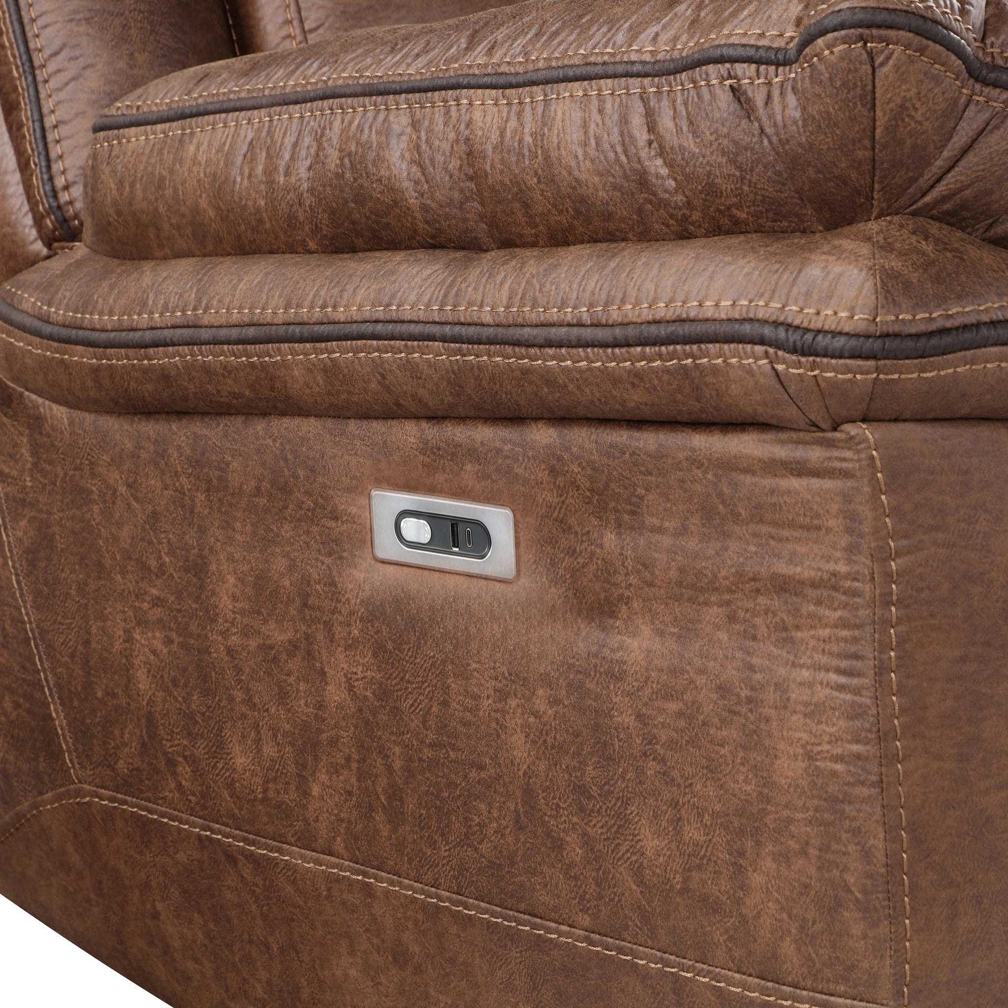 Ryland Console Loveseat W/Pwr Fr--Brown