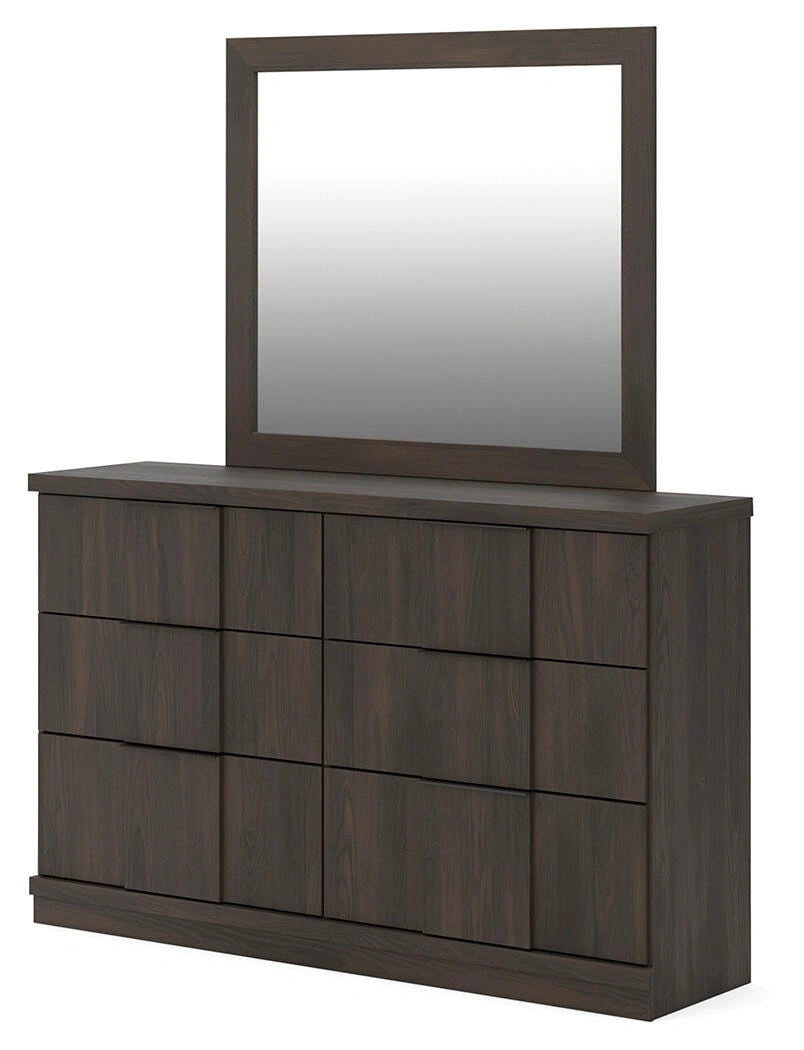 Shaehartin Dresser